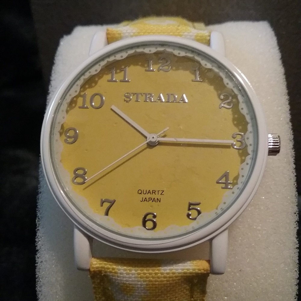 STRADA Watch - Picture 4 of 4
